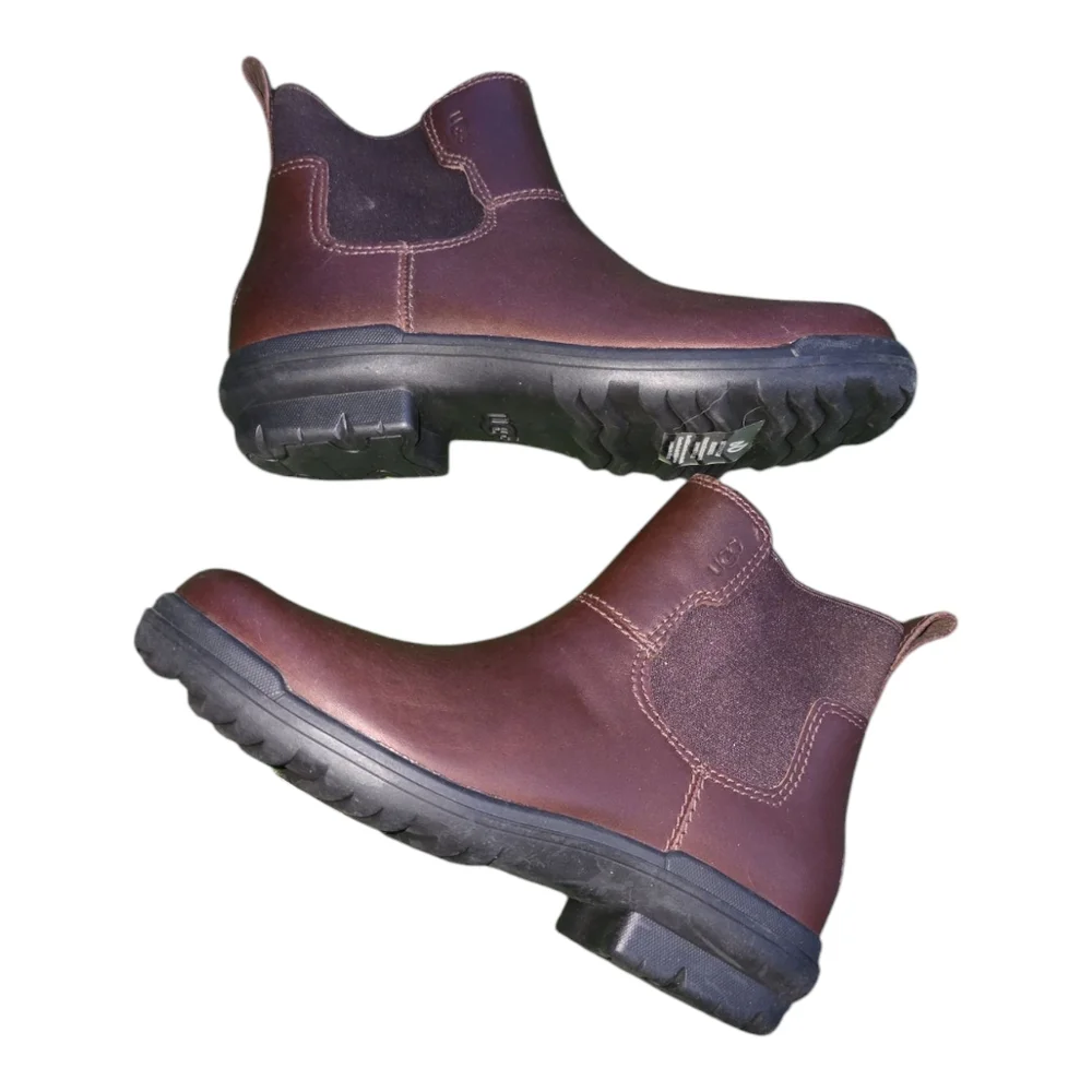 UGG Brown Leather Ankle‎ Boots Classic Design